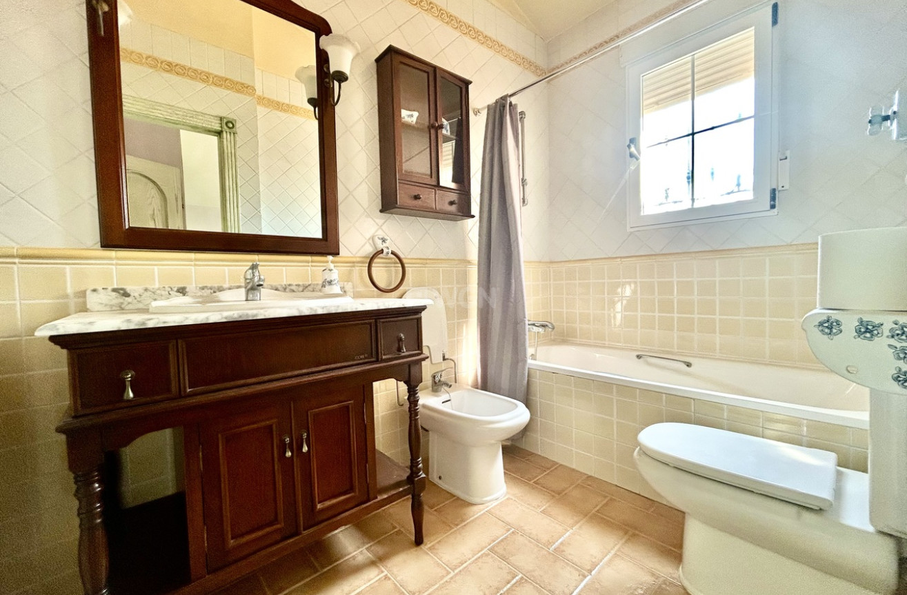 Resale - Villa - La Mata - Costa Blanca