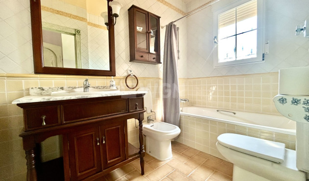 Resale - Villa - La Mata - Costa Blanca