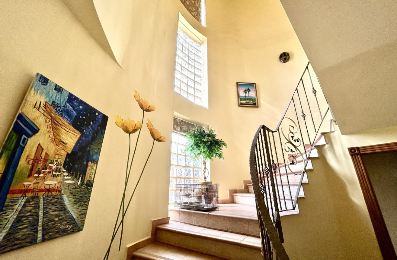 Resale - Villa - La Mata - Costa Blanca