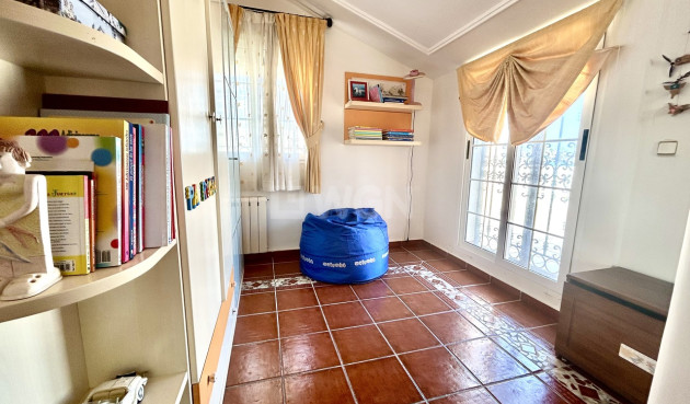 Resale - Villa - La Mata - Costa Blanca