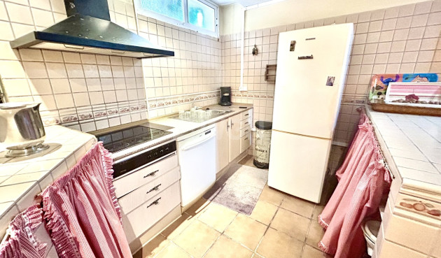 Resale - Villa - La Mata - Costa Blanca