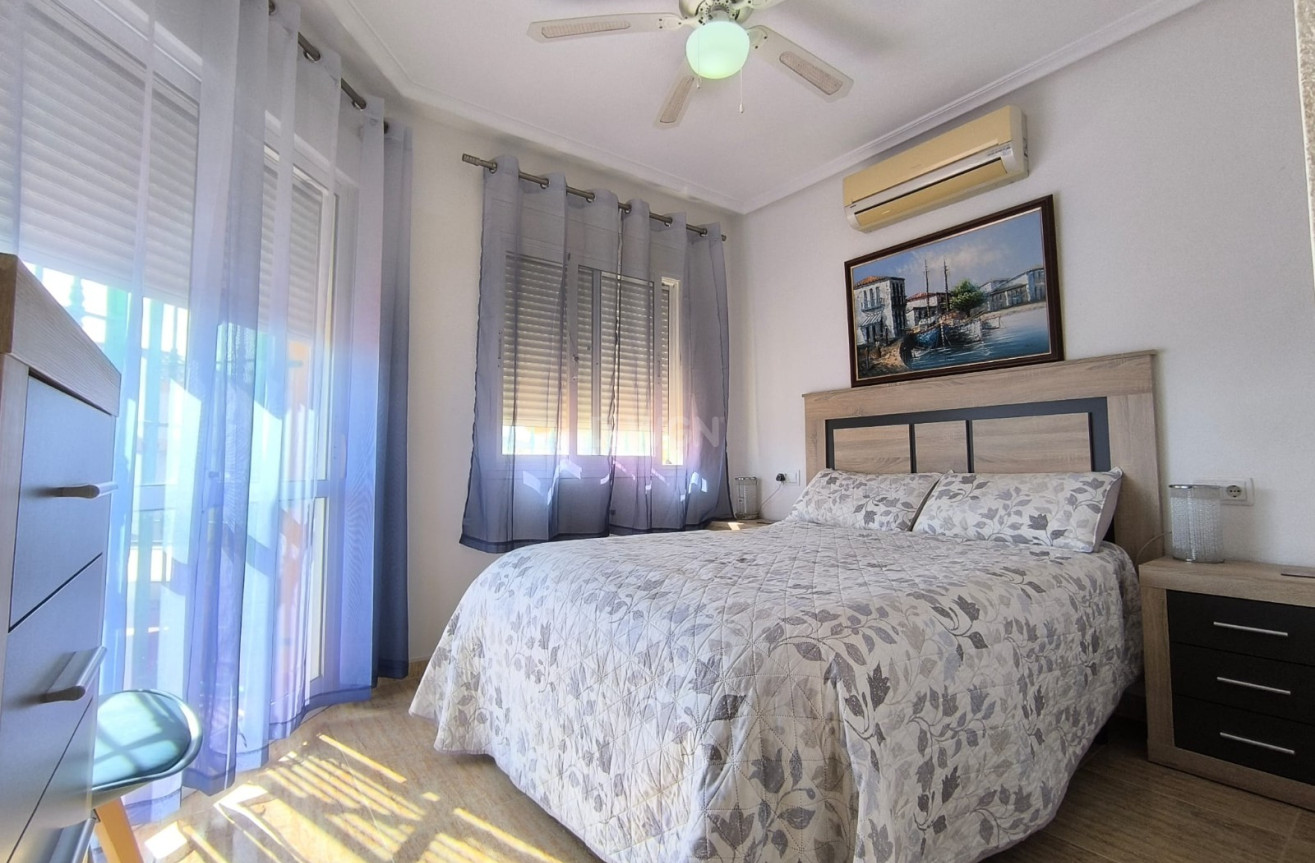 Resale - Villa - El Raso - Costa Blanca