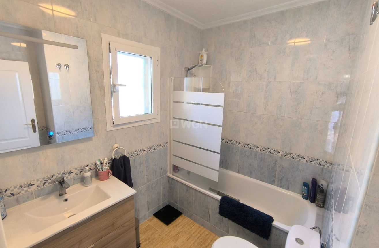 Resale - Villa - El Raso - Costa Blanca