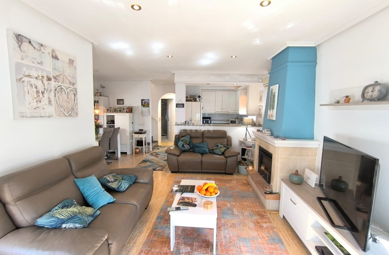 Resale - Villa - El Raso - Costa Blanca