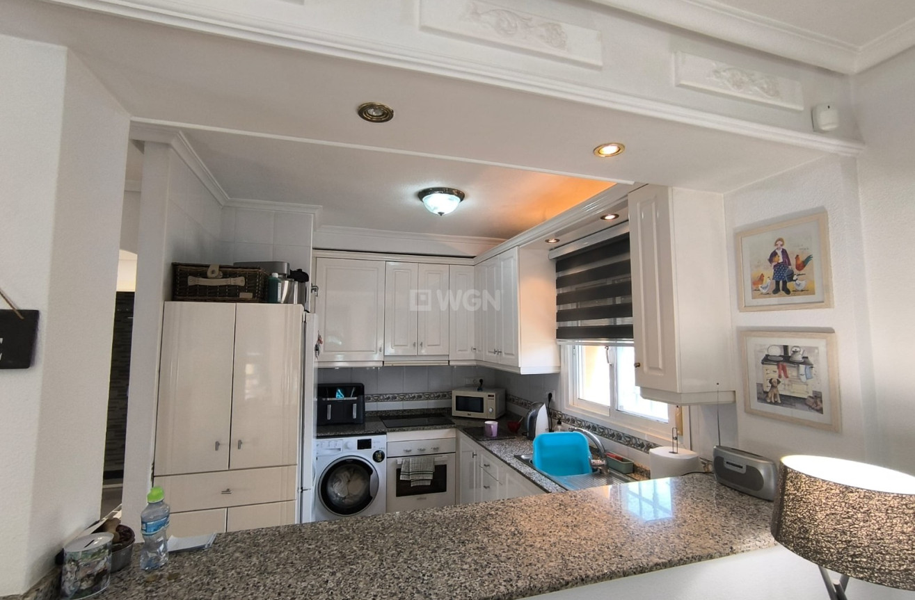 Resale - Villa - El Raso - Costa Blanca