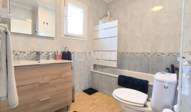 Resale - Villa - El Raso - Costa Blanca