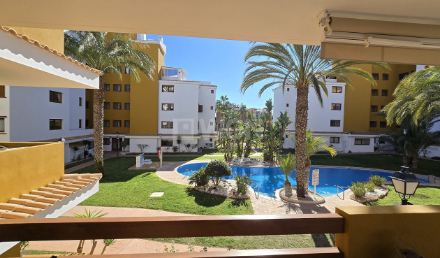 Resale - Apartment / flat - Punta Prima - Costa Blanca