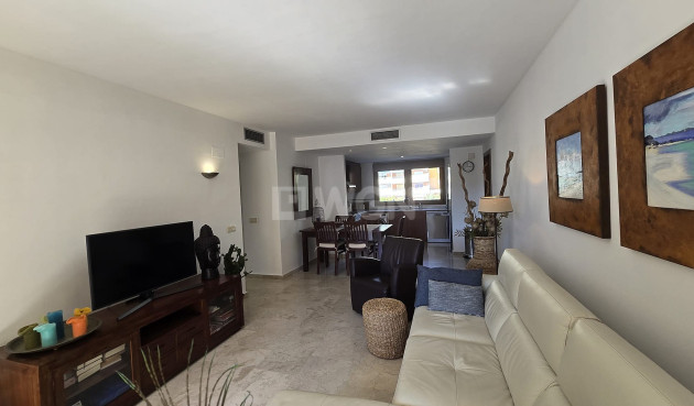 Resale - Apartment / flat - Punta Prima - Costa Blanca