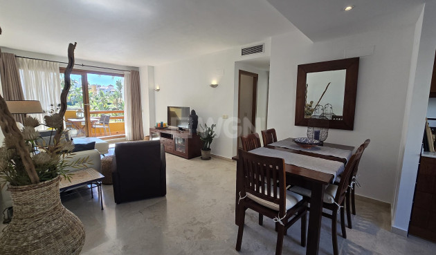 Resale - Apartment / flat - Punta Prima - Costa Blanca