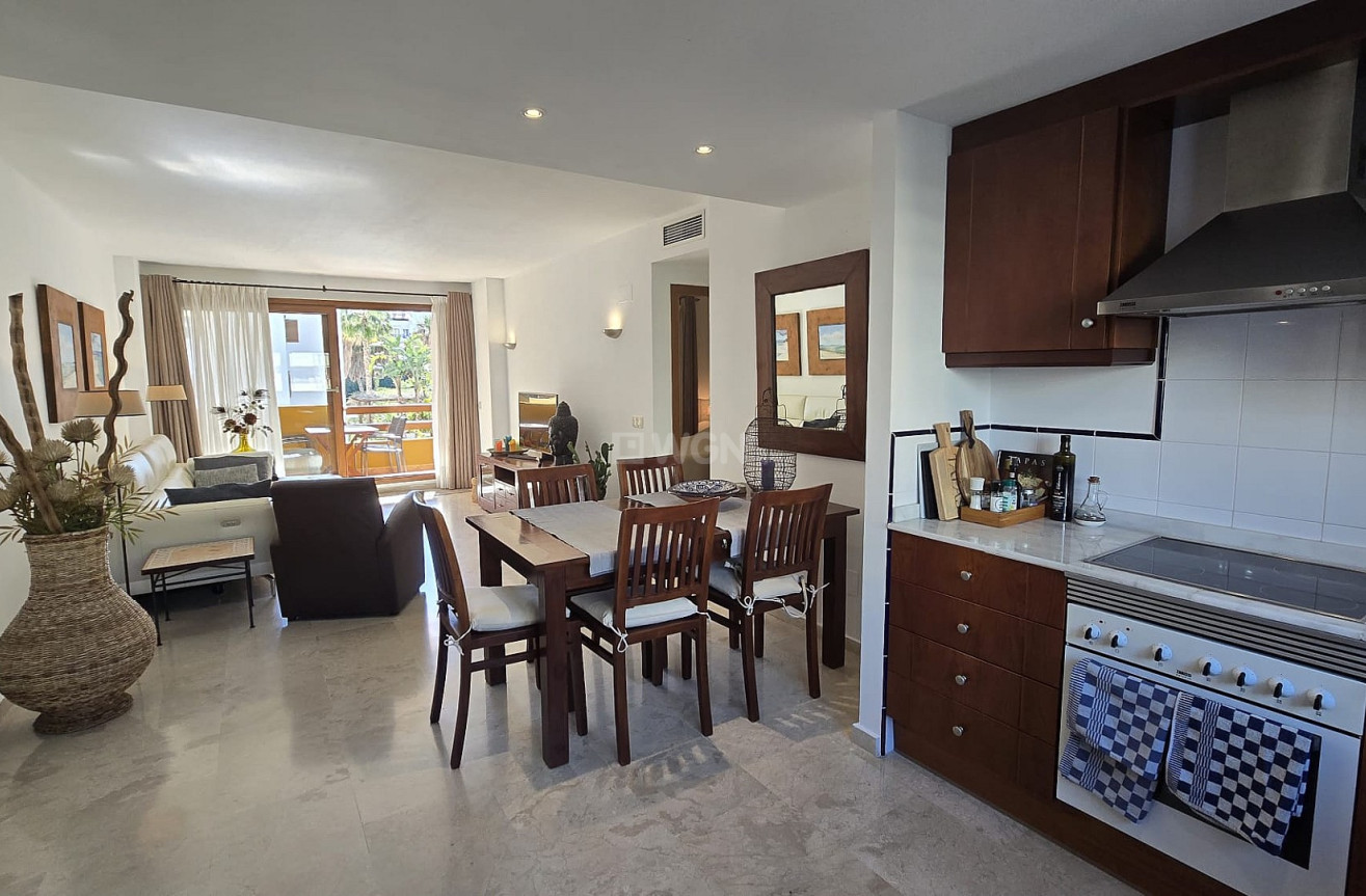 Resale - Apartment / flat - Punta Prima - Costa Blanca