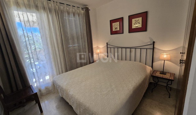 Resale - Apartment / flat - Punta Prima - Costa Blanca