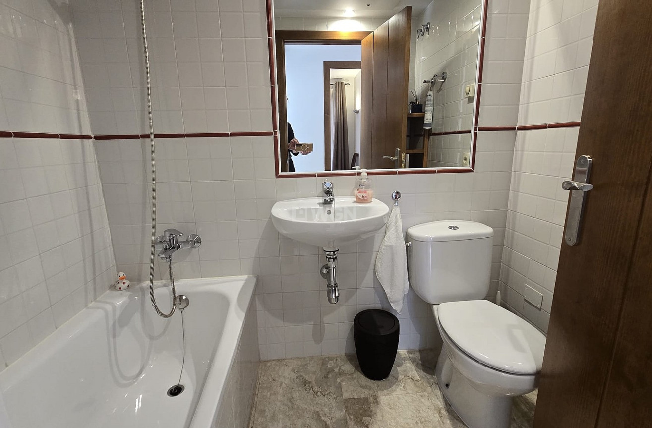 Resale - Apartment / flat - Punta Prima - Costa Blanca