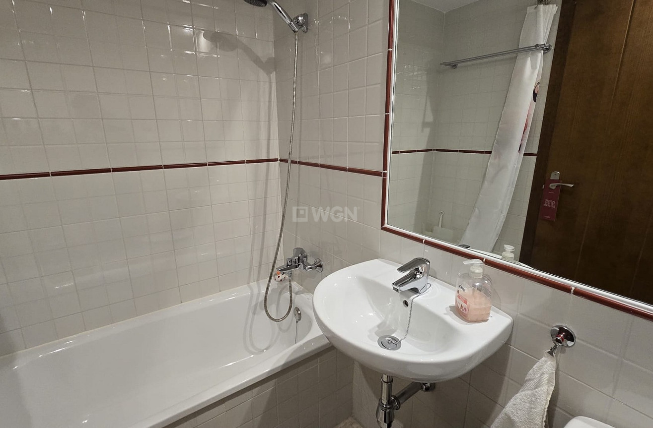 Resale - Apartment / flat - Punta Prima - Costa Blanca