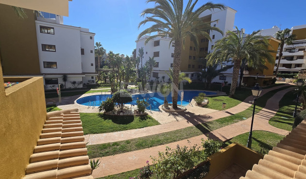Resale - Apartment / flat - Punta Prima - Costa Blanca
