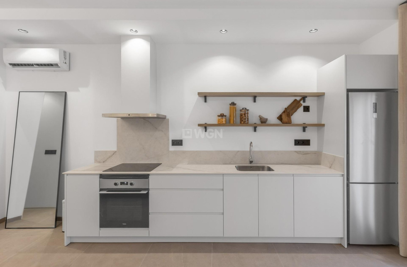 Nowy budynek - Mieszkanie w bloku - Torrevieja - Playa Los Naufragos