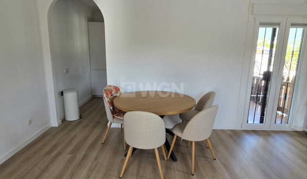 Resale - Villa - Alcaucín - Inland