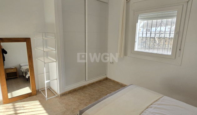 Resale - Villa - Alcaucín - Inland