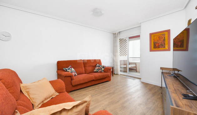 Resale - Apartment / flat - Torrevieja - Centro