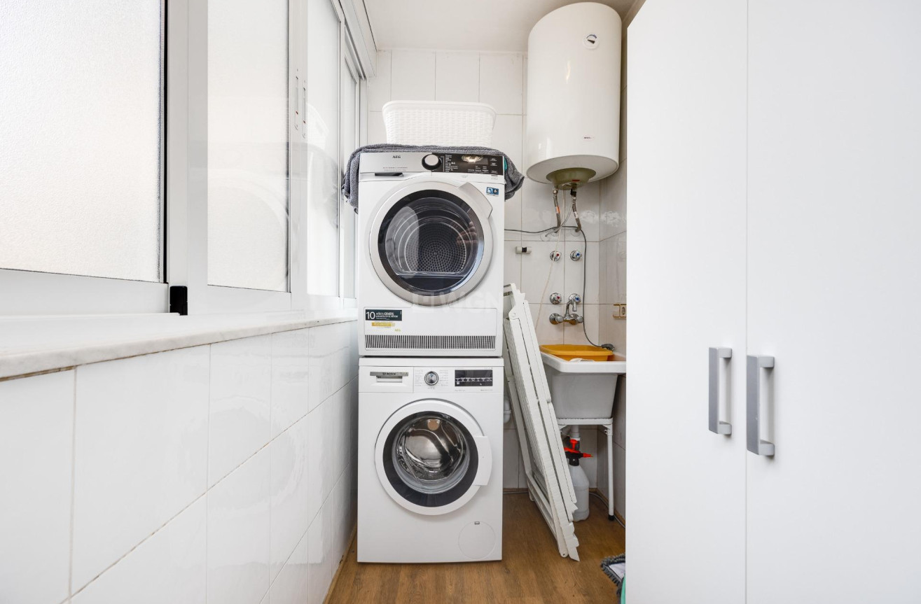 Resale - Apartment / flat - Torrevieja - Centro