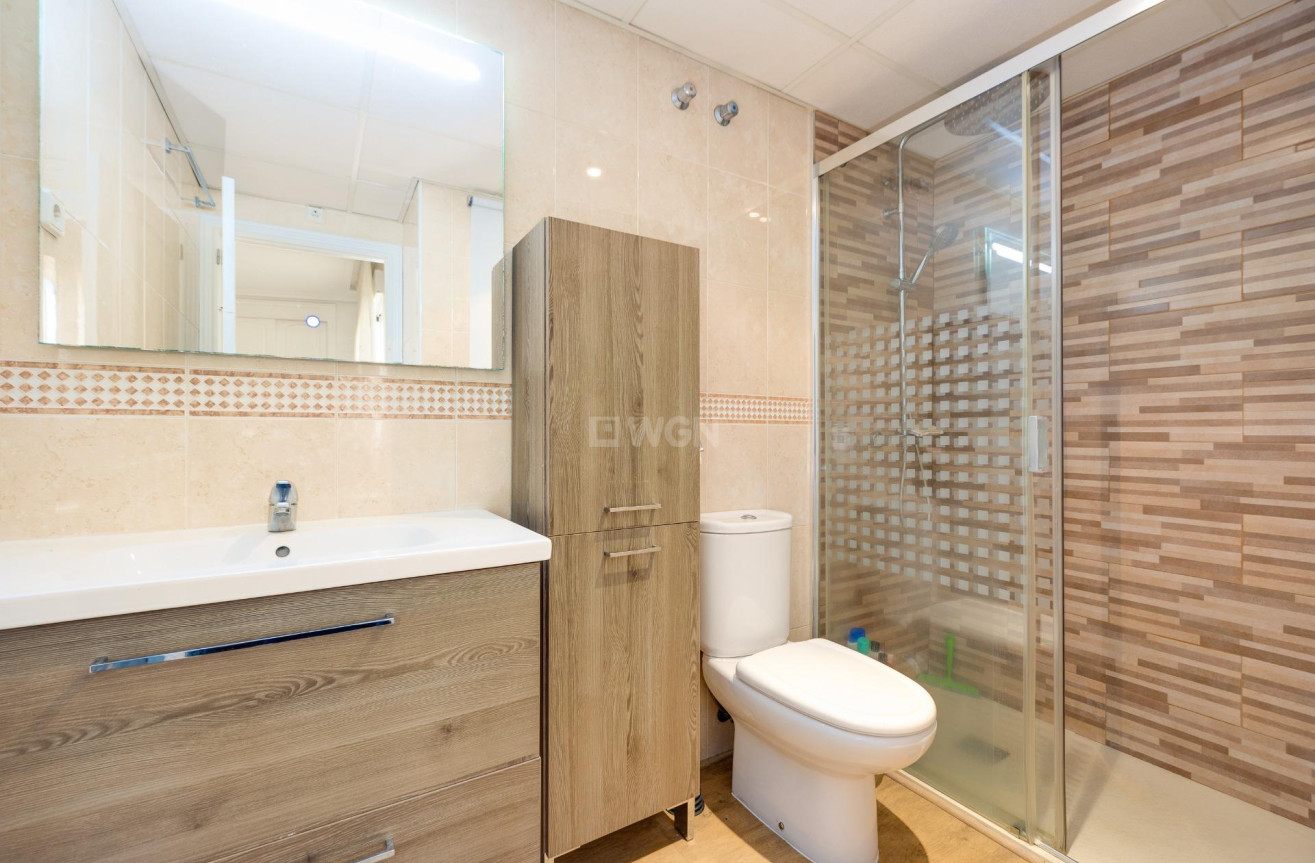 Resale - Apartment / flat - Torrevieja - Centro