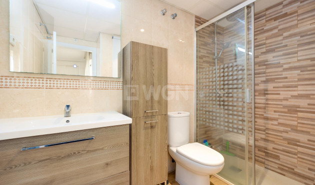 Resale - Apartment / flat - Torrevieja - Centro