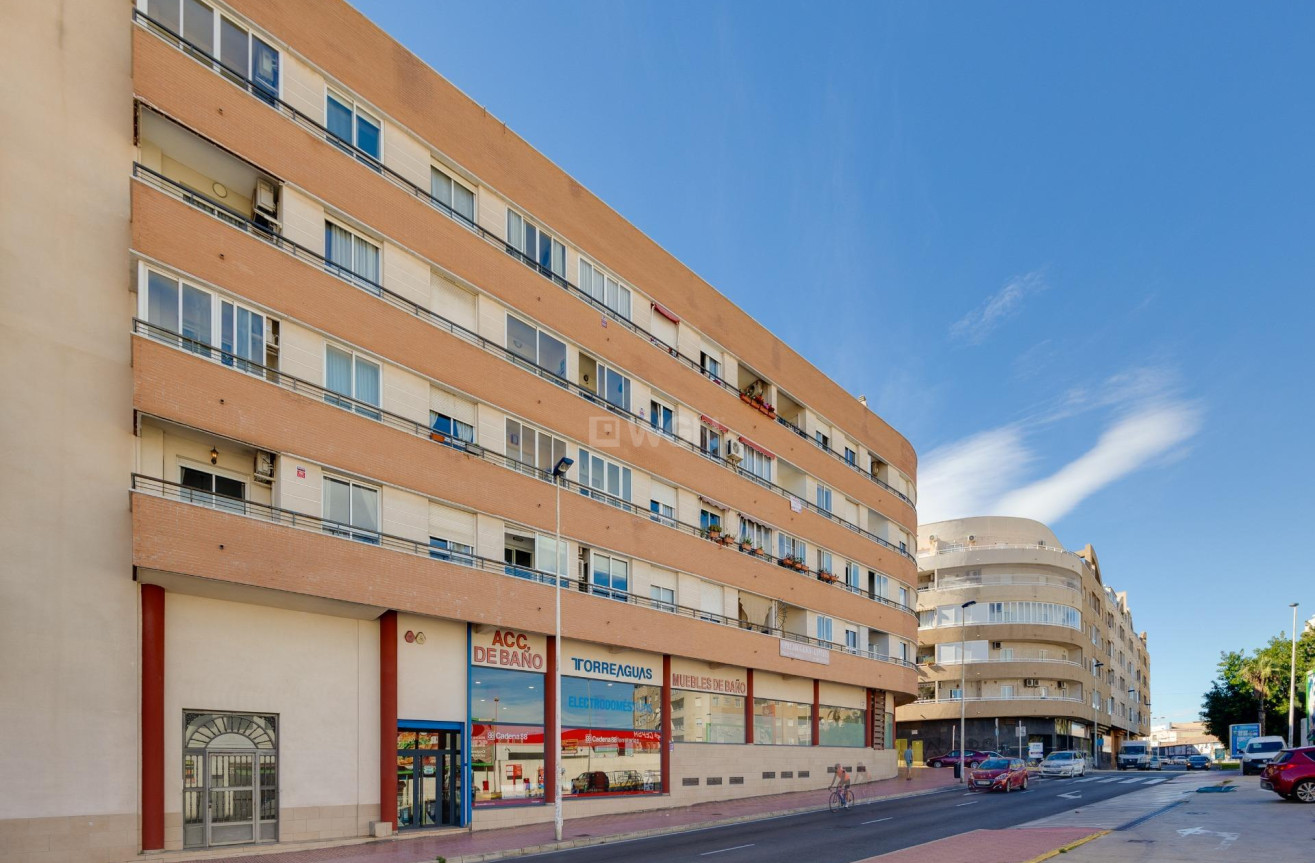 Resale - Apartment / flat - Torrevieja - Centro