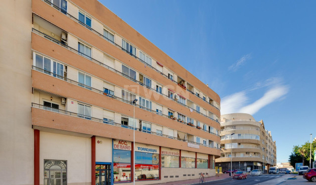 Resale - Apartment / flat - Torrevieja - Centro