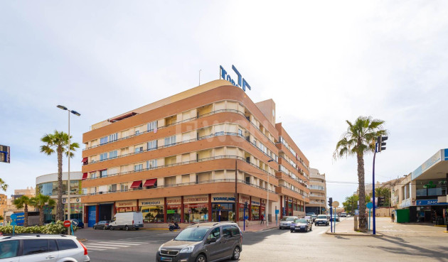 Resale - Apartment / flat - Torrevieja - Centro