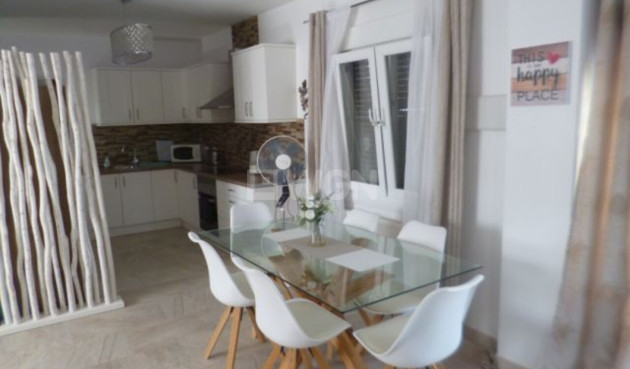 Resale - Villa - Villamartin - Costa Blanca