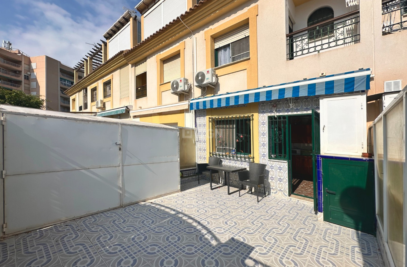 Resale - Townhouse - Orihuela Costa - Costa Blanca