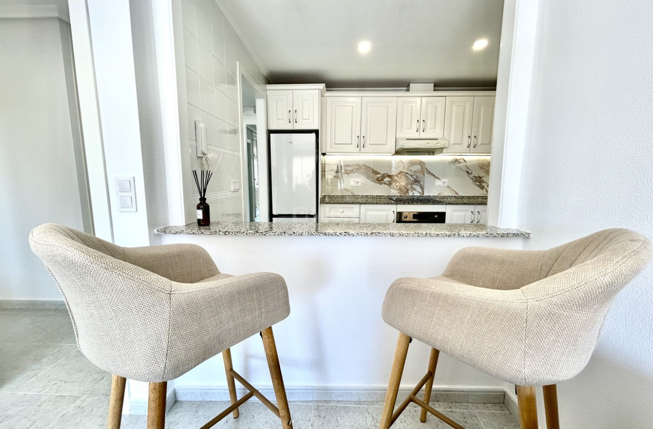 Resale - Apartment / flat - Campoamor - Costa Blanca