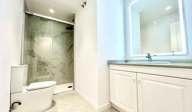 Resale - Apartment / flat - Campoamor - Costa Blanca