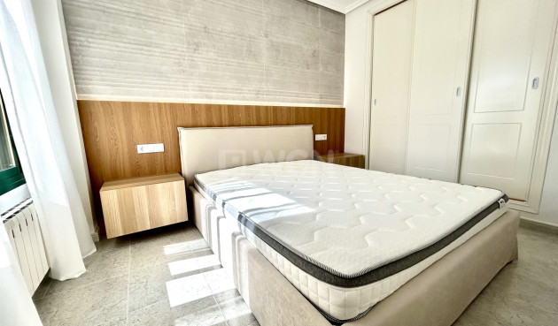 Resale - Apartment / flat - Campoamor - Costa Blanca