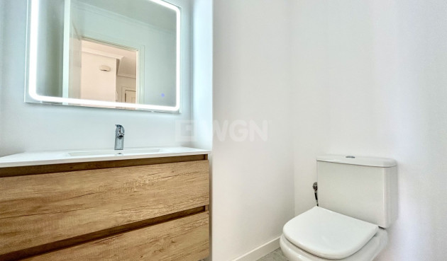 Resale - Apartment / flat - Campoamor - Costa Blanca