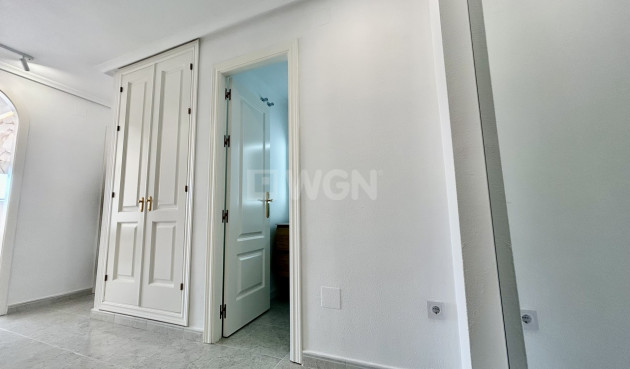 Resale - Apartment / flat - Campoamor - Costa Blanca