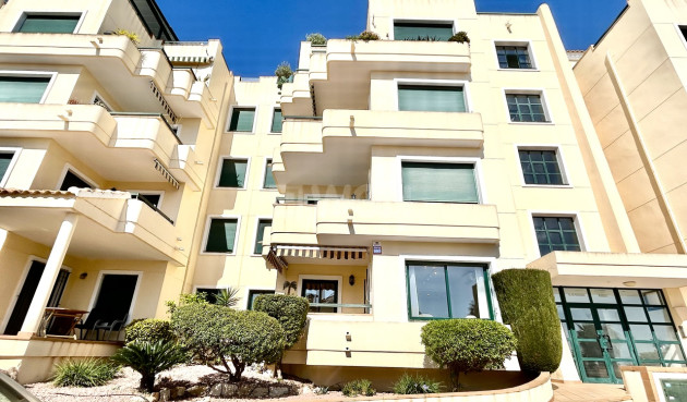 Resale - Apartment / flat - Campoamor - Costa Blanca
