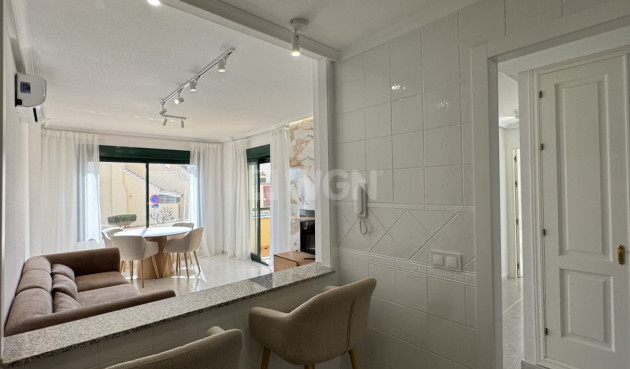 Resale - Apartment / flat - Orihuela Costa - Costa Blanca