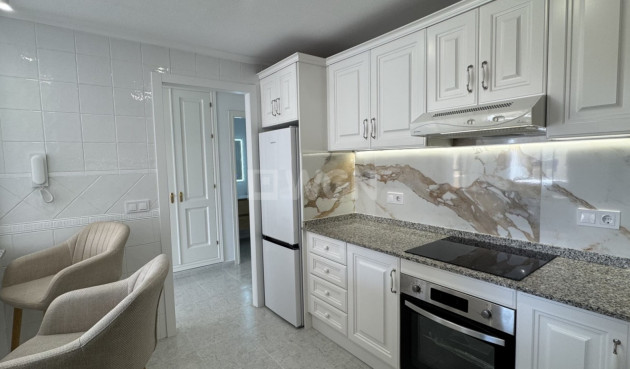 Resale - Apartment / flat - Orihuela Costa - Costa Blanca