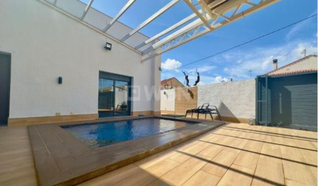 Resale - Villa - Pilar de la Horadada - Torre De La Horadada