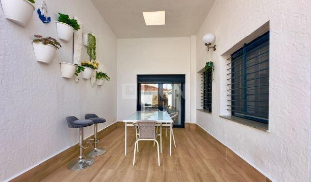 Resale - Villa - Pilar de la Horadada - Torre De La Horadada