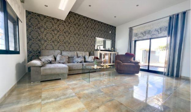 Resale - Villa - Pilar de la Horadada - Torre De La Horadada