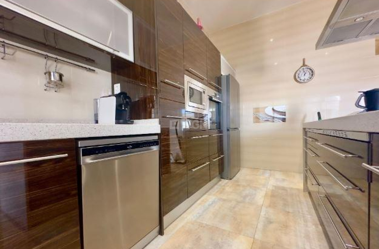 Resale - Villa - Pilar de la Horadada - Torre De La Horadada