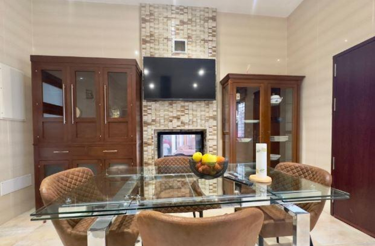 Resale - Villa - Pilar de la Horadada - Torre De La Horadada