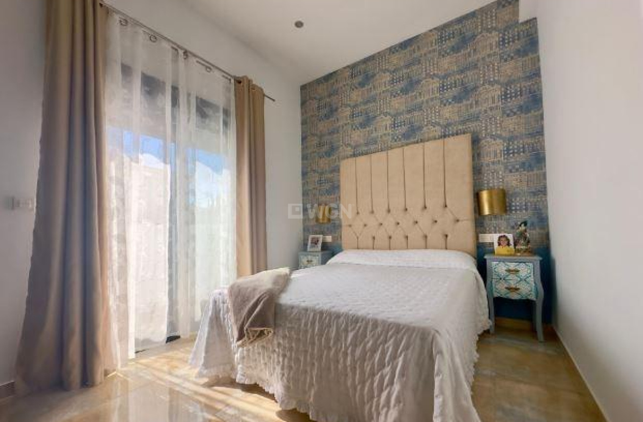 Resale - Villa - Pilar de la Horadada - Torre De La Horadada