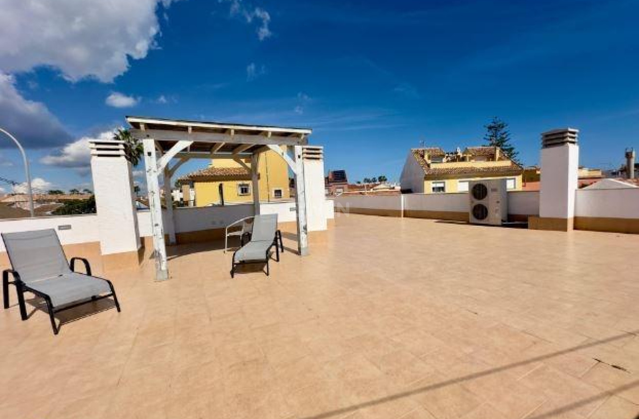 Resale - Villa - Pilar de la Horadada - Torre De La Horadada