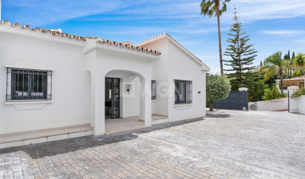 Resale - Villa - Benahavís - Cortés