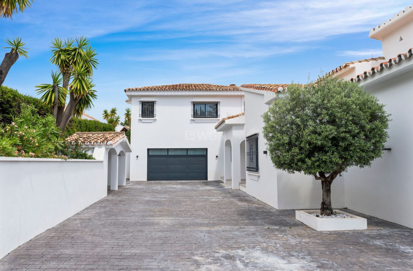 Resale - Villa - Benahavís - Cortés