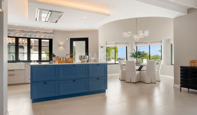 Resale - Villa - Benahavís - Cortés