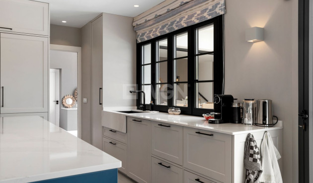 Resale - Villa - Benahavís - Cortés