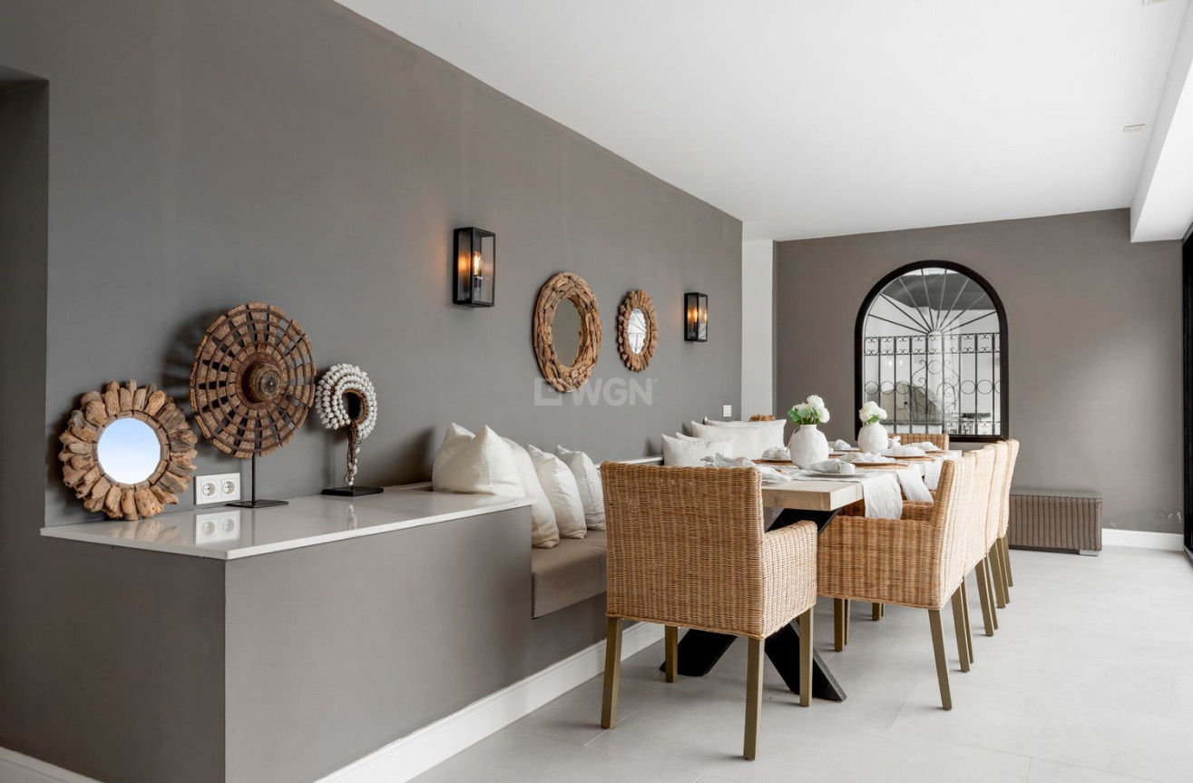 Resale - Villa - Benahavís - Cortés